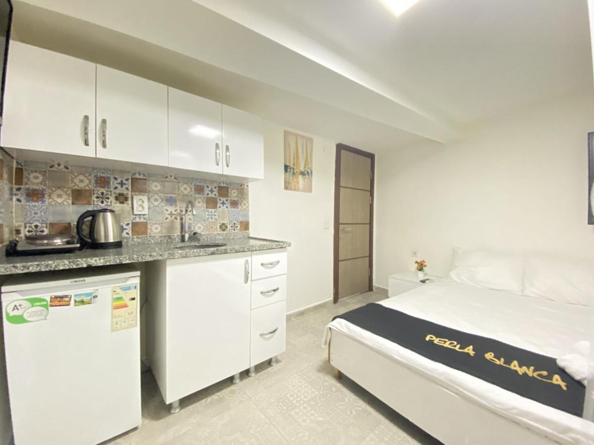 דירות איסטמבול Comfortable And Central Studio Flat In Beyoglu מראה חיצוני תמונה